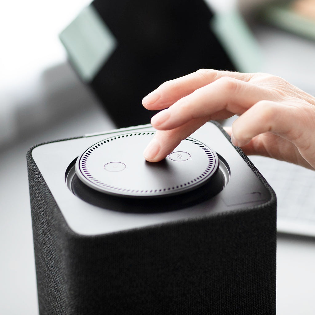 Sonic Glow Wireless LED Smart Speaker
