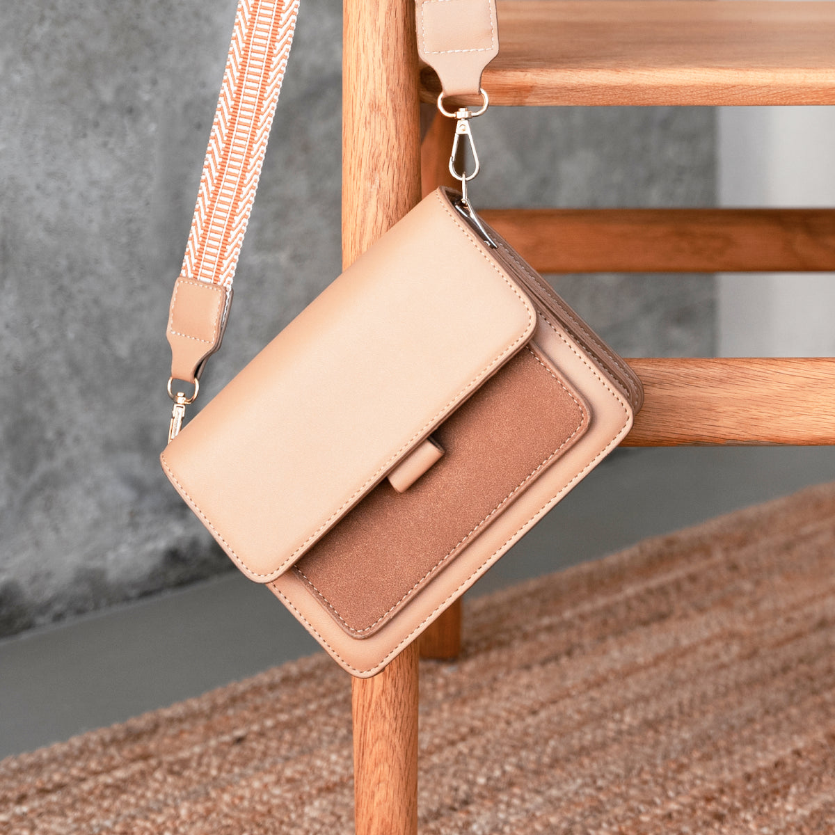 Rosalyn Atelier Box Bag