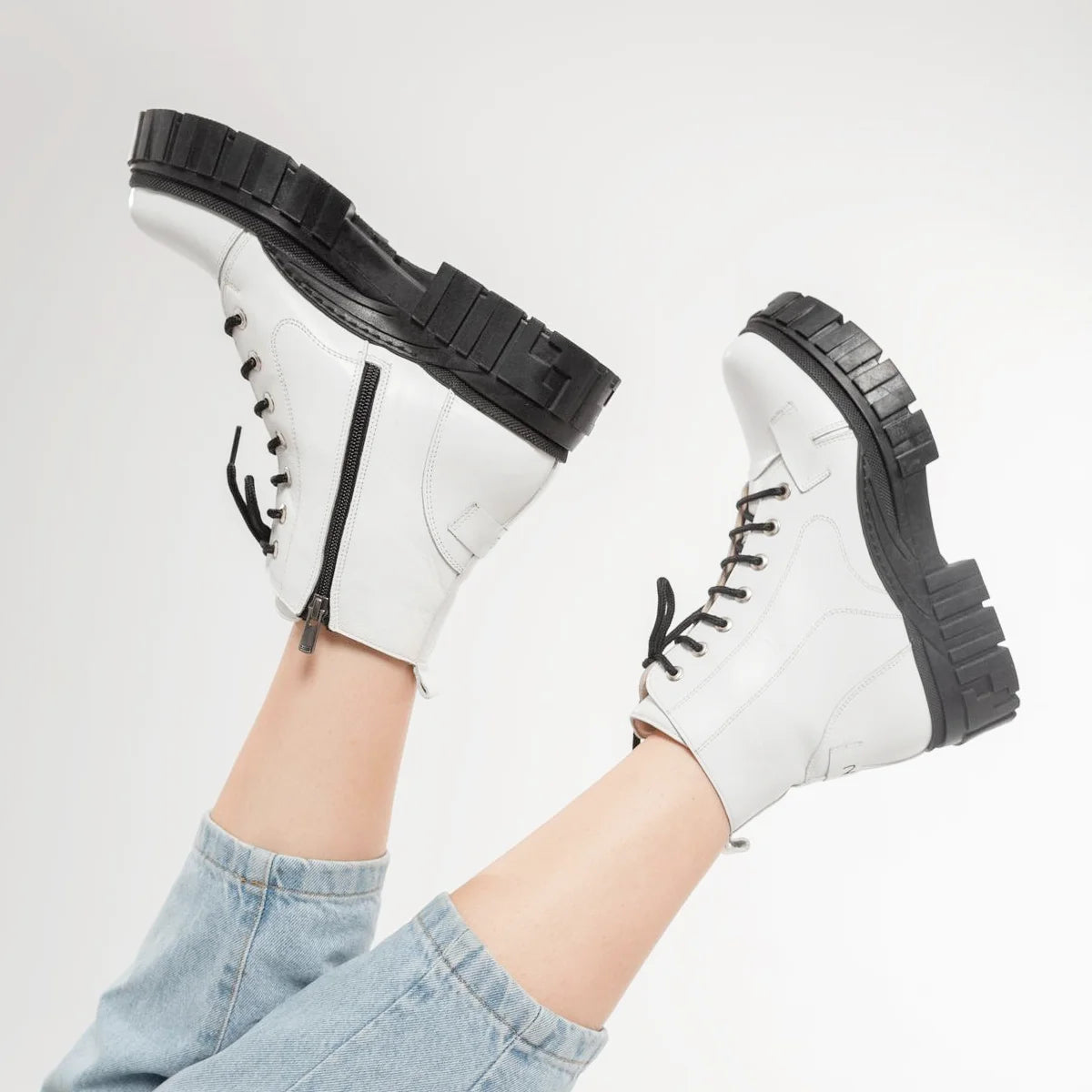 Axis Street Sneakers